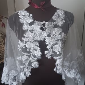 Elegant White Lace Cape